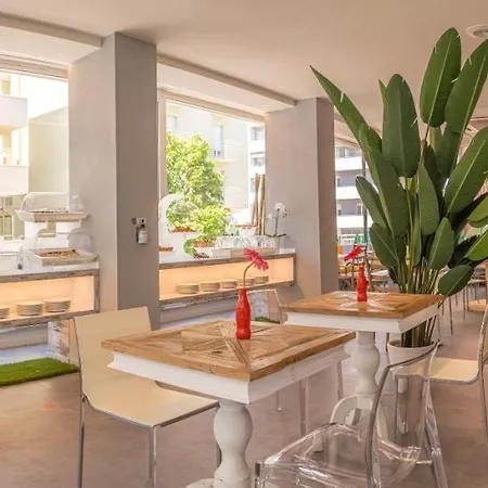 Hotel Design Astra 3*