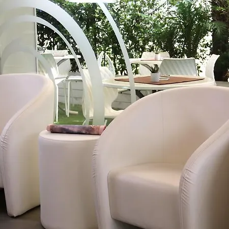 Design Astra Hotel 3*