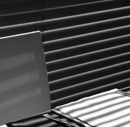 Design Astra فندق 3*