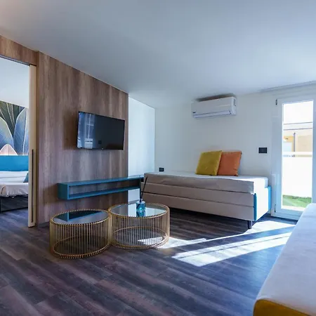 Design Astra Hotel
